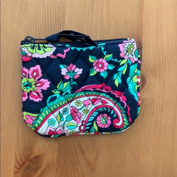 HOST PICK 🎉🎉🎉❤️ 3 Vera Bradley bags - Picture 5 of 5